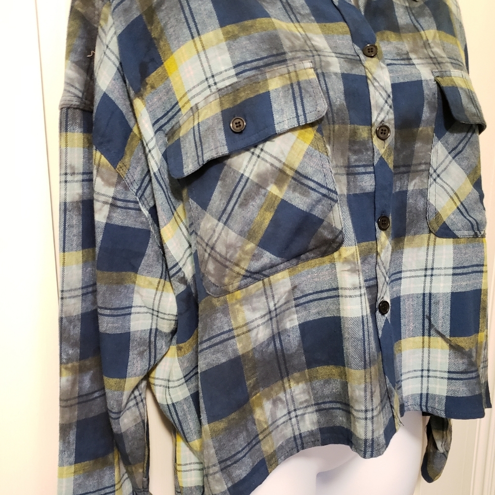 Madden Girl Cropped Flannel Shirt Button Down Blue Black Yellow Women's XXL